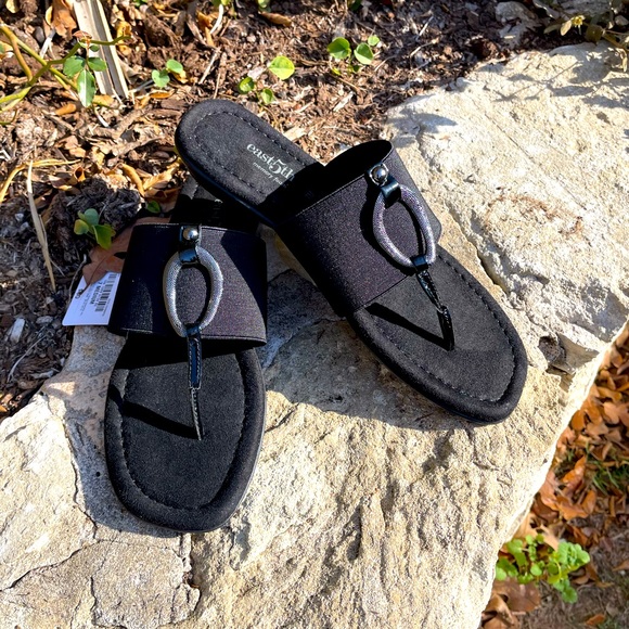 East 5th, black, brushup, flat, Sandals, size 7 M - Picture 1 of 7